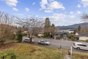 Road Side Parked Cars
